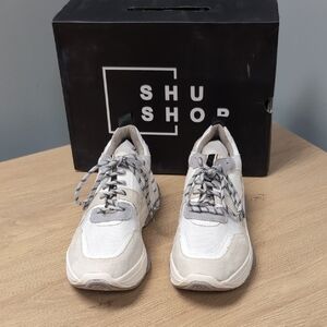 New In Box ShuShop Perla Gray Chunky Sneakers. Size 8.5